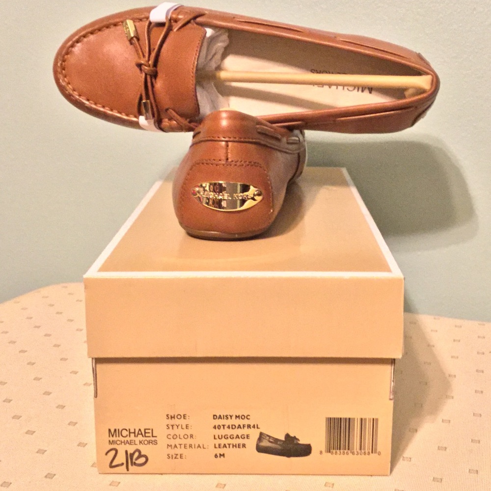 Michael Kors Shoes New size #6 M - Picture 3 of 8